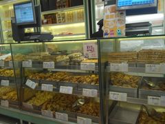 面包甜点陈列柜-上海哈尔滨食品厂(淮海中路店)