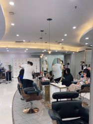 -八佰伴8008星级形象店