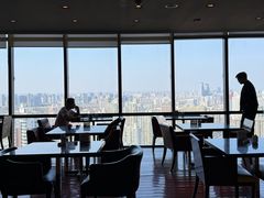 -上海龙之梦万丽酒店