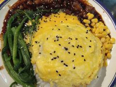 芝士滑蛋卤肉饭-港爺茶檔·茶餐厅(东晓南路店)