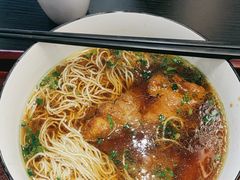 -百年老字号·观振兴蟹黄面·三虾面·苏式面(观前街富仁坊巷店)