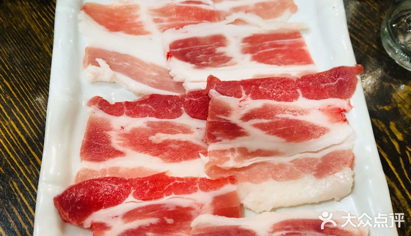 这下又要重3斤，但为了五花肉、招牌烤牛肉，我无怨无悔
