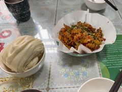 -蜗牛小馆醉乡民谣云南菜(惠新西里店)