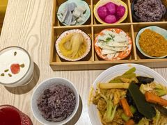 -轻蔬不用等·素食(江苏路店)
