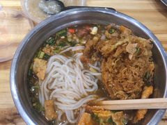 -柳州肥姨妈大骨螺蛳粉(曹路店)