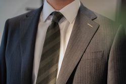 -优刻西服西装定制(金轮国际广场店)