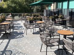-星巴克(中远两湾城店)