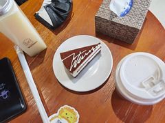 -藏猫猫咖啡主题馆(中央大道店)