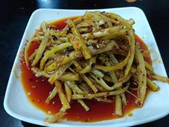 -继红顺河抄手名小吃