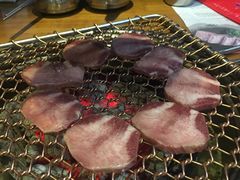 雪花80％厚切牛舌-老炉家木炭烤肉(长江国际店)