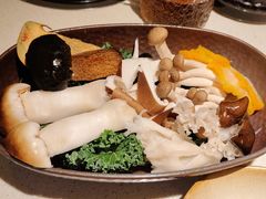 -一叶一世界•素食餐厅(环球中心店)