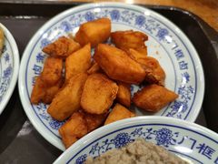 炸咯吱-门框胡同百年卤煮(新街口店)