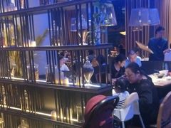 -老板恋上鱼(恒隆广场店)