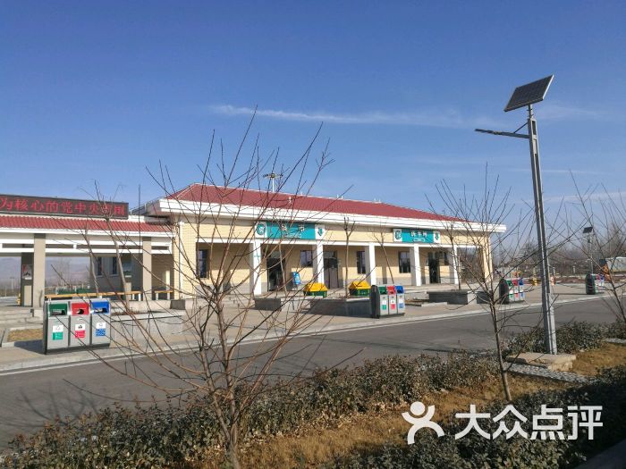 涞水西高速公路休息站图片 - 第7张