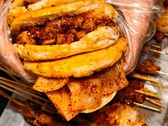 -卞二小串·鹤岗烧烤·坑烤(永定路店)
