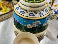 -粘豆包柴火铁锅炖