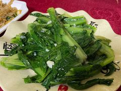 油麦菜-呷呷好龙虾·湖南常德钵子菜·湘菜(公明天虹总店)