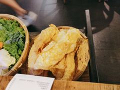 -尚尚仙·酸汤猪手·猪肚鸡火锅(华联万柳购物中心店)