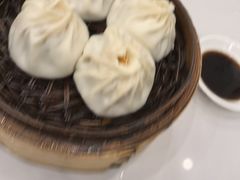 -老西白点心店