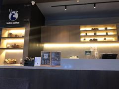 -瑞幸咖啡(新理想大厦店)
