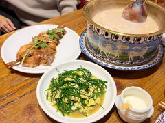 -蒙亨·手把肉·蒙古包文化主题餐厅(天恒广场店)