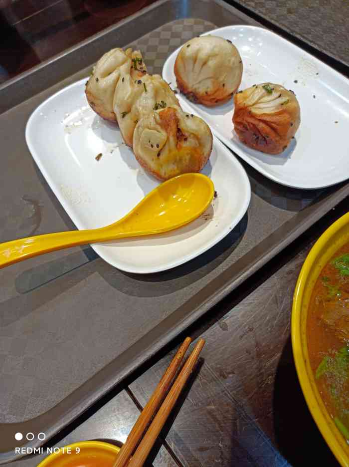 大壶春(云南南路店)-"说什么米其林餐厅?大早晨打车来打卡,环境.