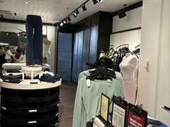 -Hollister(希慎广场店)