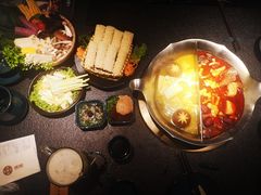 -湊湊火锅·茶憩(打浦桥日月光店)