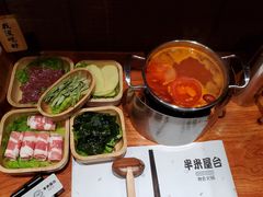-独食火锅·半米屋台(直营总店)