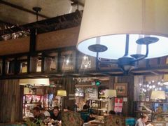 -领鲜活海鲜榴莲自助火锅(东门店)