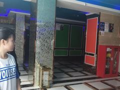 -阿里巴巴量贩KTV(海亮店)