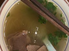 牛肉粉丝汤-鑫震源·苏式大虾生煎(山塘街店)