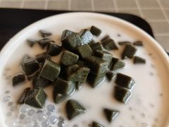 椰奶鸡屎藤粑仔-129老爸茶丨清补凉