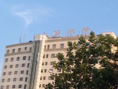 -山明水秀大饭店