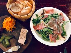 -羽深肉铺 Steak & Wine