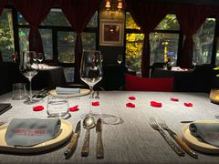 -弦月窗LUNETTE BY AMANDA(复兴路店)