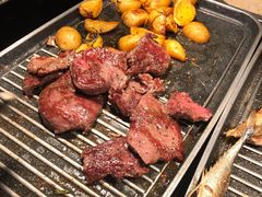 -大中华希尔顿酒店-念自助餐·嗨啤·小龙虾