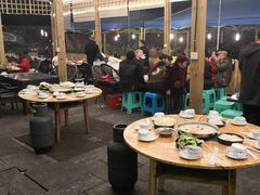 大堂-去吃小龙虾·江湖菜·烧烤(南滨路店)