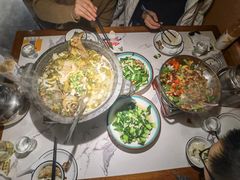 -小凤庭·地道湖北菜武昌鱼·藕汤(38年黄鹤楼店)