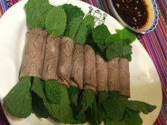 -香巴拉云南餐厅(华莱坞店)