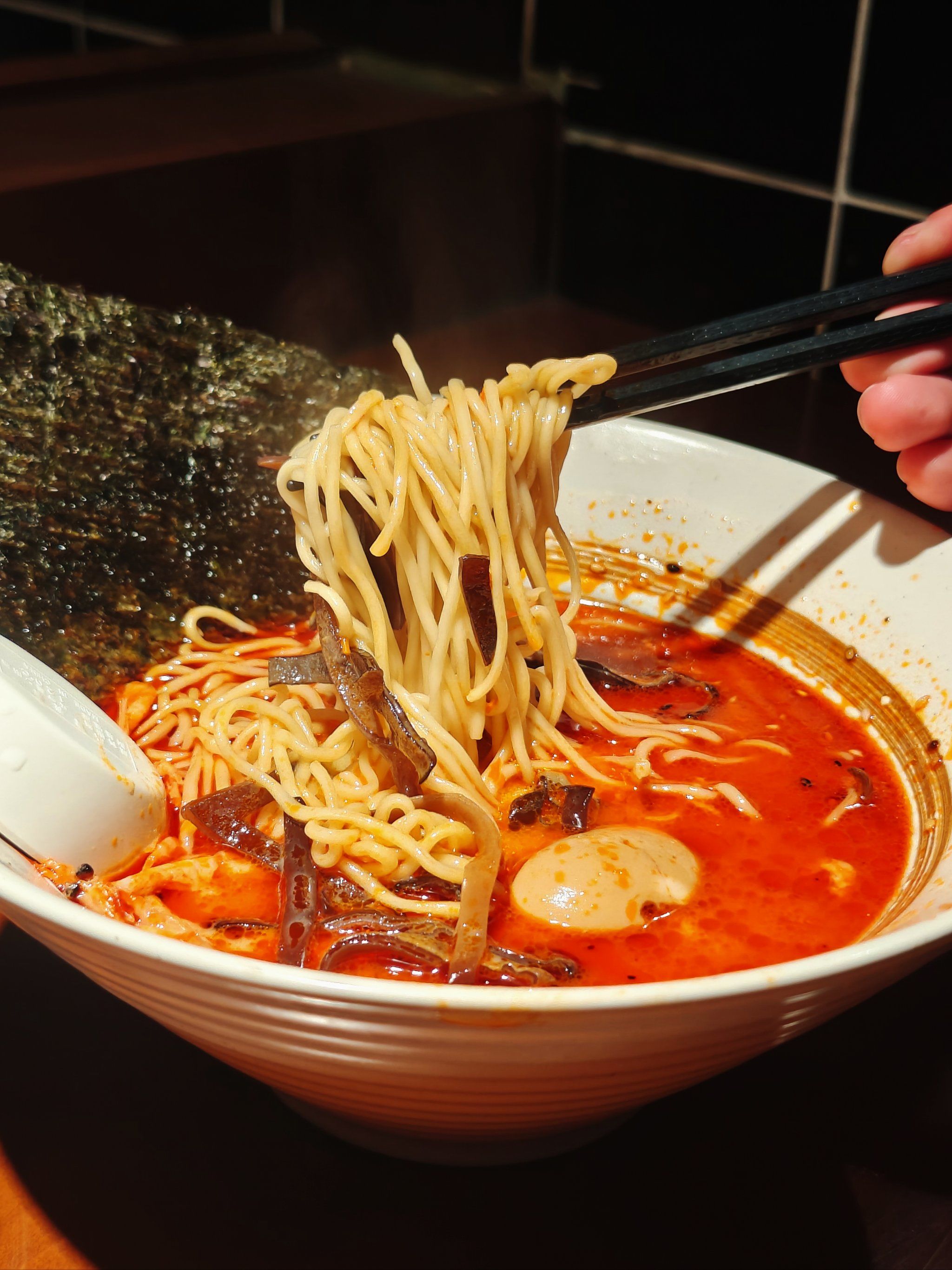 谁能拒绝这碗豚骨拉面🍜