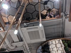 -红樱桃·欢乐餐厅(太原里店)