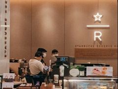-星巴克臻选(深圳龙华红山天虹店)