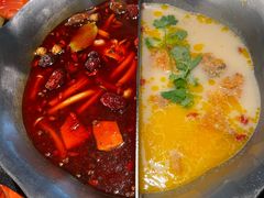 -湊湊火锅·茶憩(南京东路悦荟店)