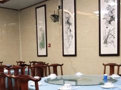 包厢-新一家农家菜(华景新城店)