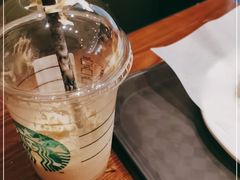 -星巴克(杭州湖滨银泰E区店)