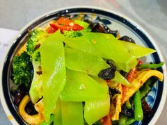 素拼-弓家大队老碗面(高新咖啡街区店)