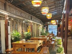 -三道苗苗鱼·美蛙黄辣丁(八里店)