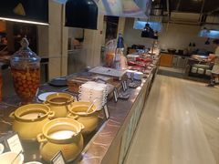 -广州万富希尔顿酒店·感趣自助餐厅·金秋蟹宴生蚝海鲜刺身