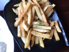 -MARU玛露音乐餐厅(大学路店)